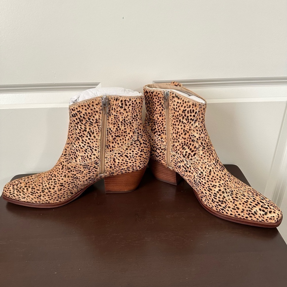 Dolce Vita Silma Bootie Leopard Calf Hair Size 9 - Picture 5 of 12